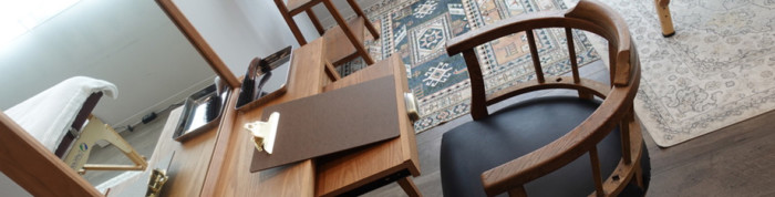 リバティ店内椅子